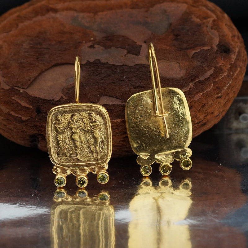 AtlantisFineJewels 925 k Sterling Silver Handmade Peridot Coin Gold Earrings