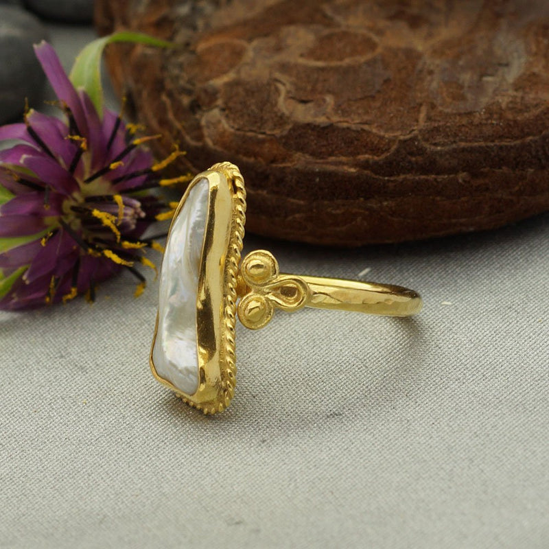 Handmade Sterling Silver 925k Hammered Free Form Pearl Ring 24k Yellow Gold Over